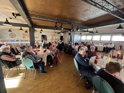 Blick in den Saal Blick in den Saal