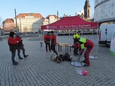 Morgendliche Aufbauhilfe Morgendliche Aufbauhilfe
